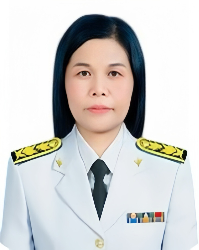 นางกมลรัตน์ จูมสีมา
